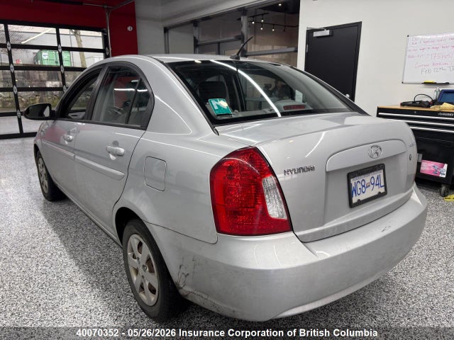 2008 Hyundai Accent Gl/gls/l მანქანა იყიდება აუქციონზე, vin: KMHCN45C38U243763, აუქციონის ნომერი: 40070352