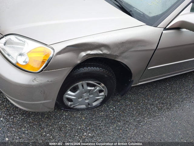 40061382 :رقم المزاد ، 2HGES16611H924706 vin ، 2001 Honda Civic Lx مزاد بيع
