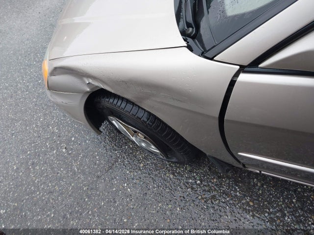 40061382 :رقم المزاد ، 2HGES16611H924706 vin ، 2001 Honda Civic Lx مزاد بيع