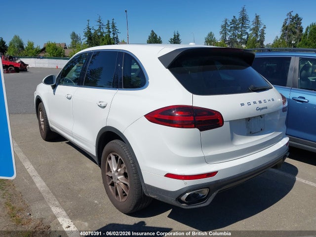 Продаж на аукціоні авто 2016 Porsche Cayenne, vin: WP1AA2A23GKA36582, номер лоту: 40070391