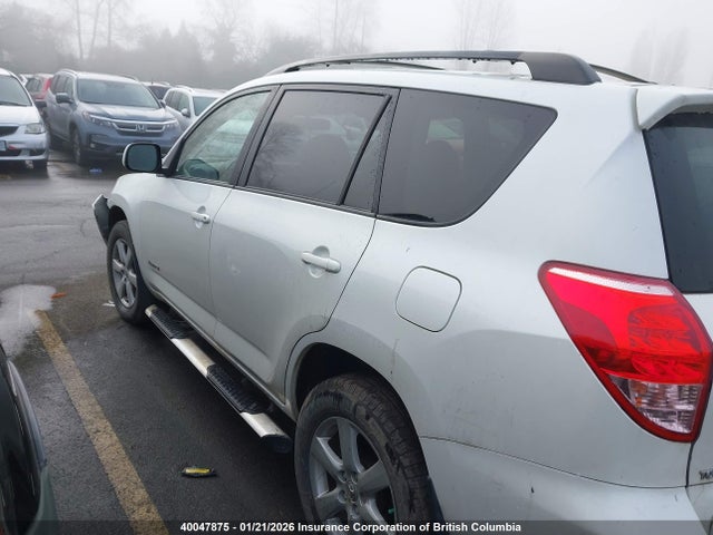 40047875 :رقم المزاد ، JTMBD31V465029926 vin ، 2006 Toyota Rav4 Limited مزاد بيع