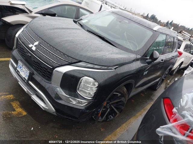 2025 Mitsubishi Outlander Sel მანქანა იყიდება აუქციონზე, vin: JA4T5WA96SZ609827, აუქციონის ნომერი: 40041725