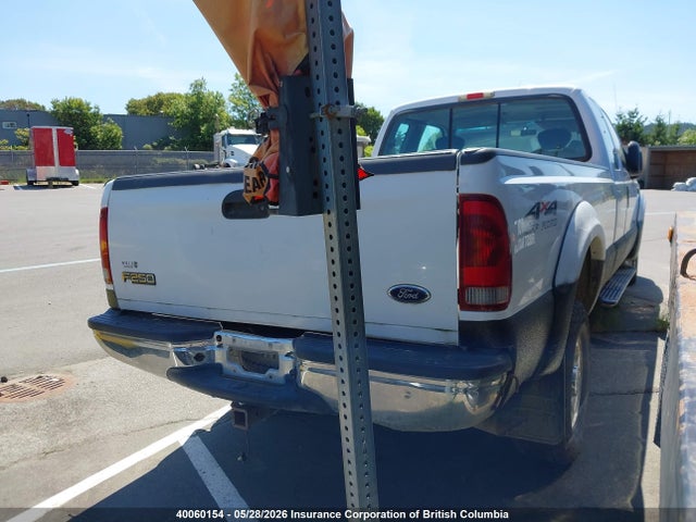 40060154 :رقم المزاد ، 1FTNX21FX2EA89517 vin ، 2002 Ford F250 Super Duty مزاد بيع