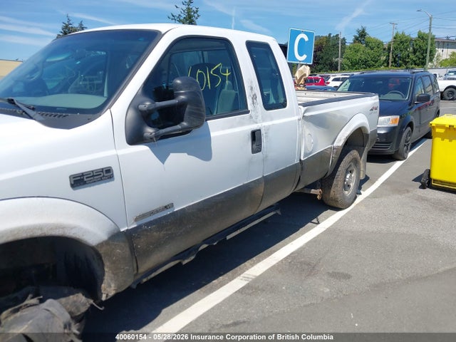 40060154 :رقم المزاد ، 1FTNX21FX2EA89517 vin ، 2002 Ford F250 Super Duty مزاد بيع