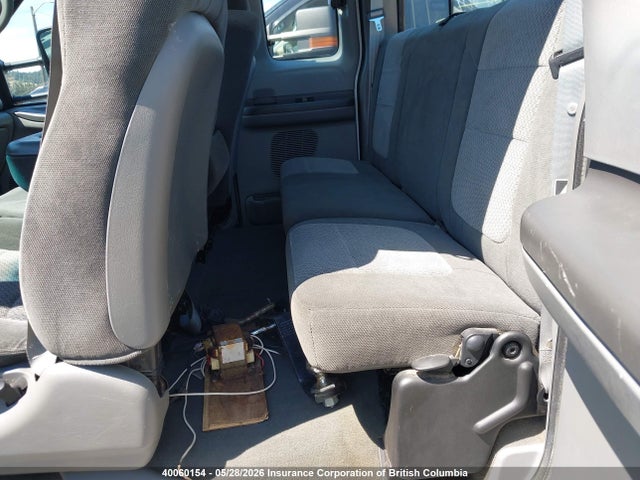 40060154 :رقم المزاد ، 1FTNX21FX2EA89517 vin ، 2002 Ford F250 Super Duty مزاد بيع