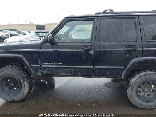 Продажа на аукционе авто 1999 Jeep Cherokee Limited, vin: 1J4FF78S4XL595087, номер лота: 40070467