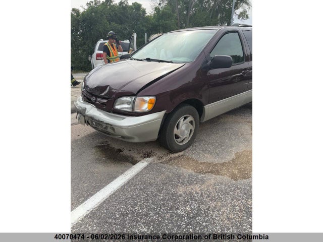 Aukcja sprzedaży 1998 Toyota Sienna Le, vin: 4T3GF13C8WU020610, numer aukcji: 40070474