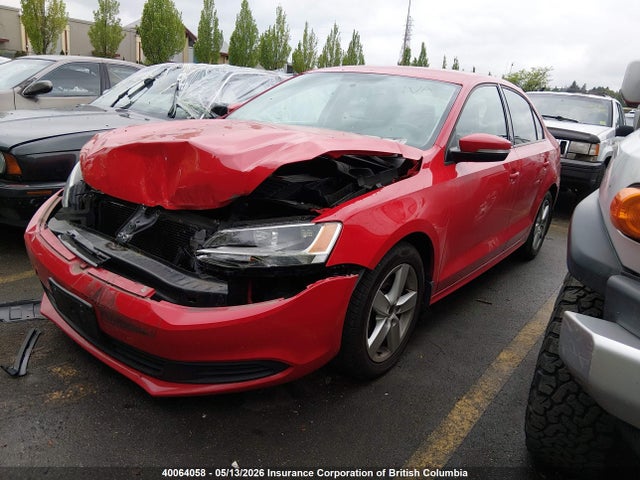 40064058 :رقم المزاد ، 3VW2K7AJ2EM428298 vin ، 2014 Volkswagen Jetta S مزاد بيع
