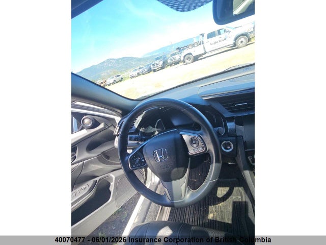 2018 Honda Civic მანქანა იყიდება აუქციონზე, vin: SHHFK7G94JU302829, აუქციონის ნომერი: 40070477