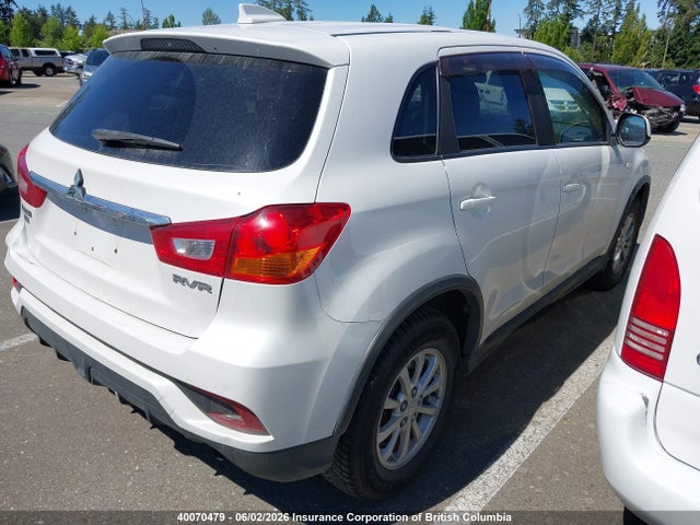 Продаж на аукціоні авто 2018 Mitsubishi Rvr, vin: JA4AJ3AU4JZ600984, номер лоту: 40070479
