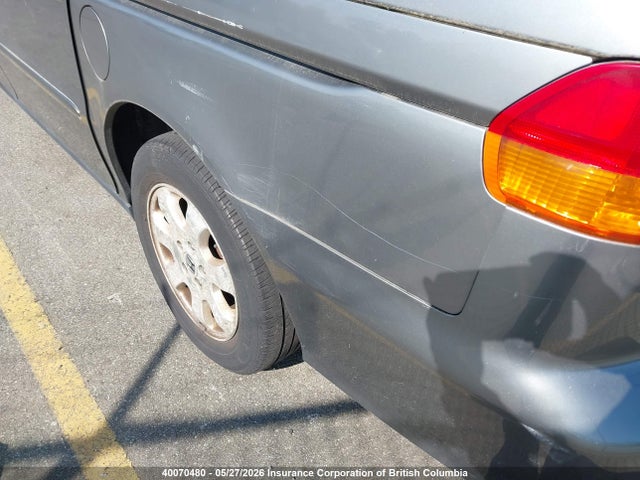 40070480 :رقم المزاد ، 2HKRL18942H005649 vin ، 2002 Honda Odyssey Exl مزاد بيع