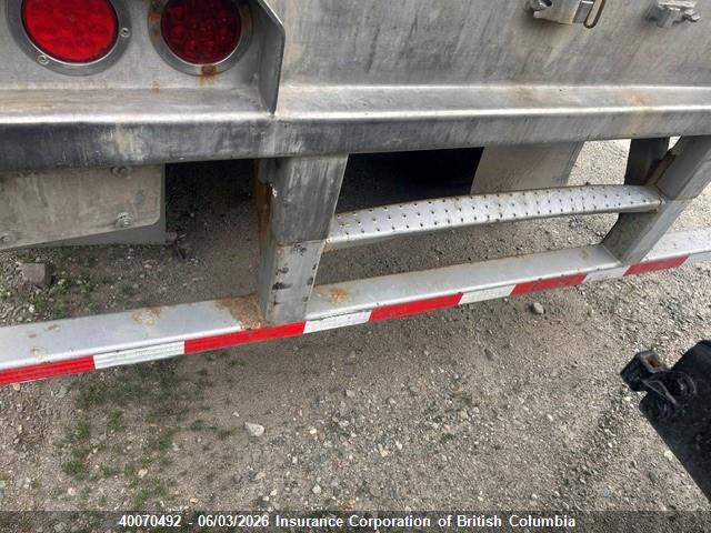 Auction sale of the 2000 Great Dane Reefer Van Trailer, vin: 1GRAA962XYW038204, lot number: 40070492