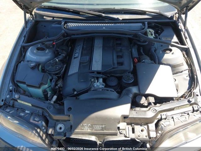 40070493 :رقم المزاد ، WBAEV53415KM39834 vin ، 2005 Bmw 330i مزاد بيع