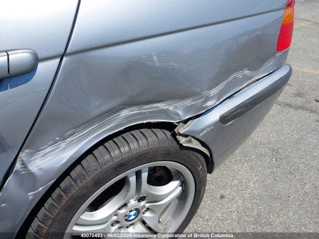 40070493 :رقم المزاد ، WBAEV53415KM39834 vin ، 2005 Bmw 330i مزاد بيع