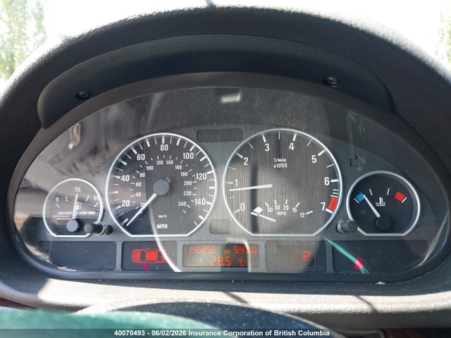 40070493 :رقم المزاد ، WBAEV53415KM39834 vin ، 2005 Bmw 330i مزاد بيع