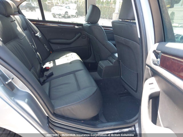 40070493 :رقم المزاد ، WBAEV53415KM39834 vin ، 2005 Bmw 330i مزاد بيع