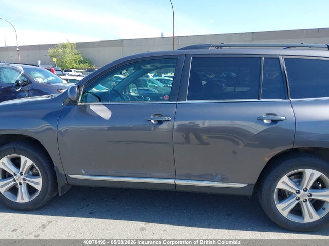 40070495 :رقم المزاد ، 5TDBK3EH5DS211927 vin ، 2013 Toyota Highlander Plus/se مزاد بيع
