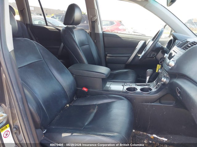 40070495 :رقم المزاد ، 5TDBK3EH5DS211927 vin ، 2013 Toyota Highlander Plus/se مزاد بيع