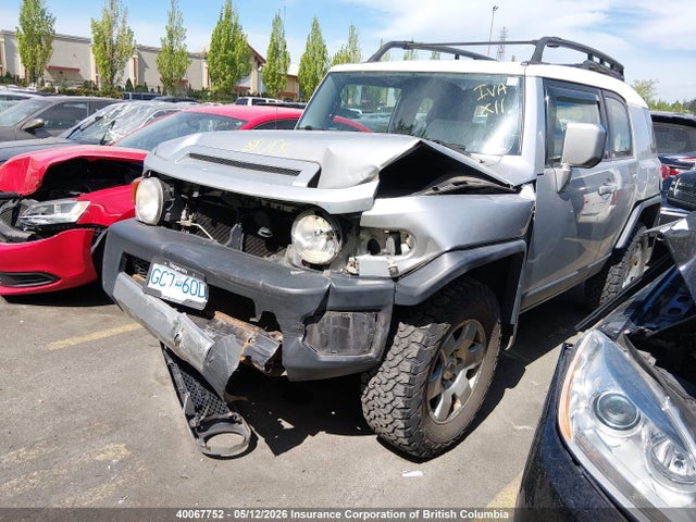 2007 Toyota Fj Cruiser მანქანა იყიდება აუქციონზე, vin: JTEBU11F170054242, აუქციონის ნომერი: 40067752