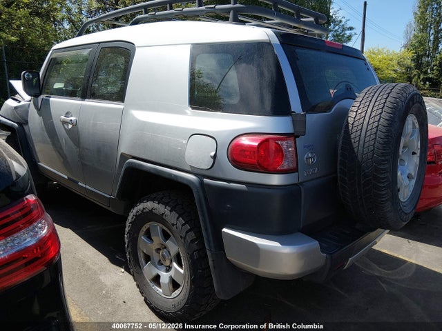 2007 Toyota Fj Cruiser მანქანა იყიდება აუქციონზე, vin: JTEBU11F170054242, აუქციონის ნომერი: 40067752