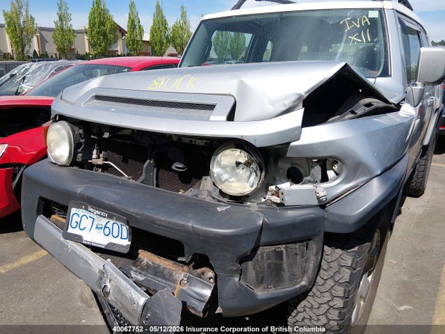 2007 Toyota Fj Cruiser მანქანა იყიდება აუქციონზე, vin: JTEBU11F170054242, აუქციონის ნომერი: 40067752