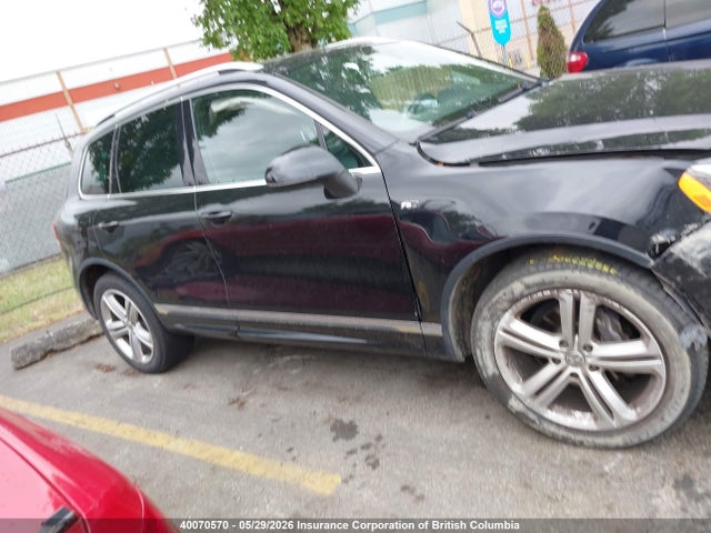 2014 Volkswagen Touareg Tdi მანქანა იყიდება აუქციონზე, vin: WVGDP9BP0ED010583, აუქციონის ნომერი: 40070570