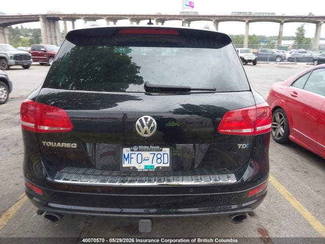 2014 Volkswagen Touareg Tdi მანქანა იყიდება აუქციონზე, vin: WVGDP9BP0ED010583, აუქციონის ნომერი: 40070570