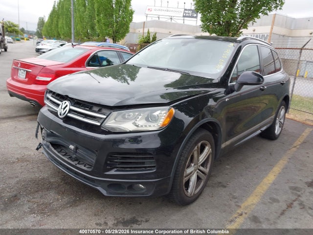 2014 Volkswagen Touareg Tdi მანქანა იყიდება აუქციონზე, vin: WVGDP9BP0ED010583, აუქციონის ნომერი: 40070570