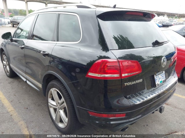 2014 Volkswagen Touareg Tdi მანქანა იყიდება აუქციონზე, vin: WVGDP9BP0ED010583, აუქციონის ნომერი: 40070570