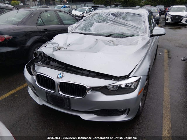 40069964 :رقم المزاد ، WBA3B1C56CF460816 vin ، 2012 Bmw 320 I مزاد بيع
