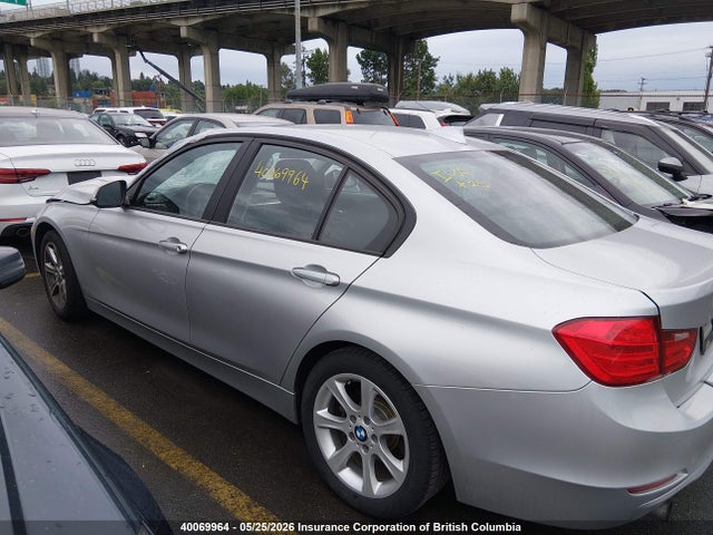 40069964 :رقم المزاد ، WBA3B1C56CF460816 vin ، 2012 Bmw 320 I مزاد بيع