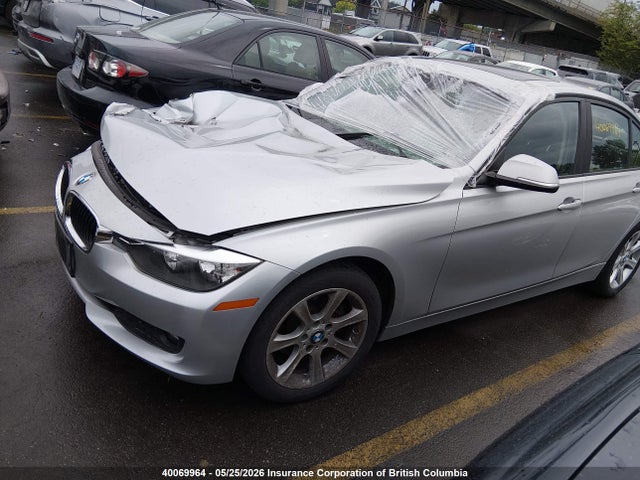40069964 :رقم المزاد ، WBA3B1C56CF460816 vin ، 2012 Bmw 320 I مزاد بيع