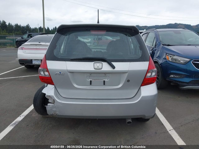 2007 Honda Fit მანქანა იყიდება აუქციონზე, vin: JHMGD384X7S813905, აუქციონის ნომერი: 40054159
