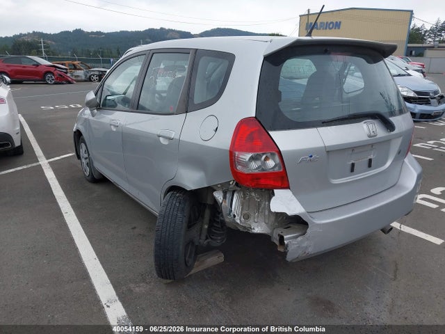 2007 Honda Fit მანქანა იყიდება აუქციონზე, vin: JHMGD384X7S813905, აუქციონის ნომერი: 40054159