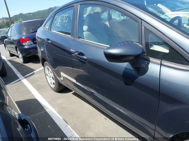 40070694 :رقم المزاد ، 3FADP4AJ2BM133571 vin ، 2011 Ford Fiesta S مزاد بيع