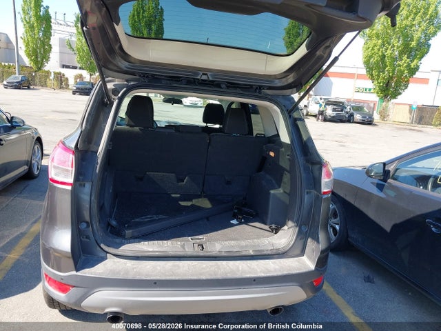 1FMCU0GXXGUA24390 Ford ESCAPE SE