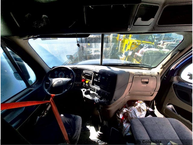 2015 Freightliner Cascadia 125 მანქანა იყიდება აუქციონზე, vin: 3AKJGLDV2FSGM4372, აუქციონის ნომერი: 40070713