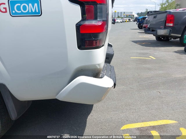 40070737 :رقم المزاد ، 1N6ED1FK2NN668222 vin ، 2022 Nissan Frontier Pro-4x/sv مزاد بيع