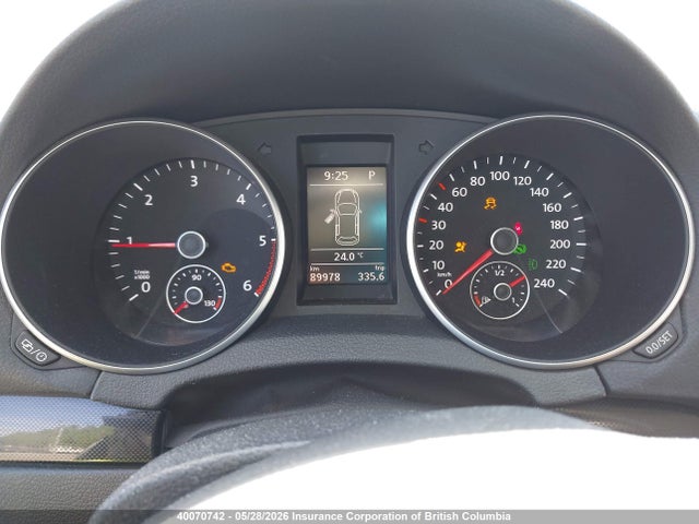 3VWPL7AJ2EM621425 Volkswagen Golf