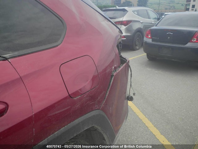 2T3RWRFV5KW018215 Toyota RAV4