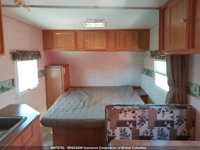 Продажа на аукционе авто 2009 R-vision Trail-lite Crossover, vin: 4WYT57E2892905479, номер лота: 40070752