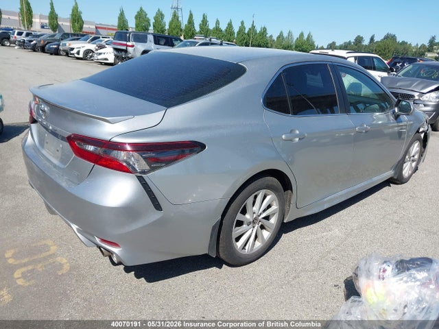 40070191 :رقم المزاد ، 4T1G11AK7MU589947 vin ، 2021 Toyota Camry Se مزاد بيع