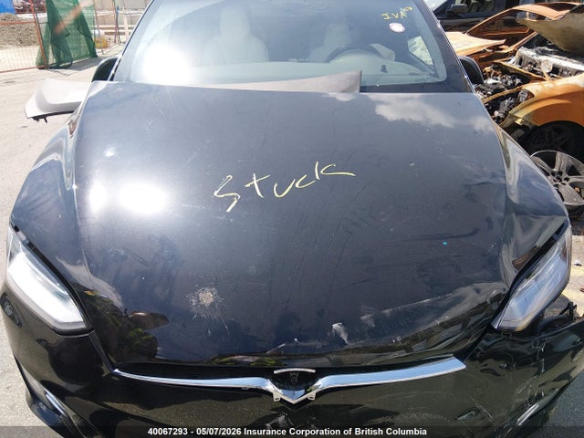 Tesla MODEL X 2018 5YJXCBE2XJF105031 Image 10