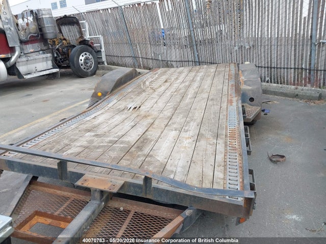 40070783 :رقم المزاد ، 2BGB01265BUB21910 vin ، 2011 Ubilt Utility Trailer مزاد بيع