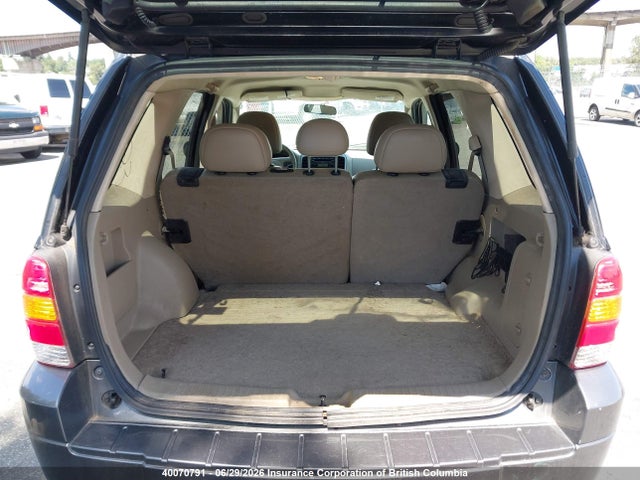 2005 Ford Escape Xlt მანქანა იყიდება აუქციონზე, vin: 1FMYU93125KC89521, აუქციონის ნომერი: 40070791