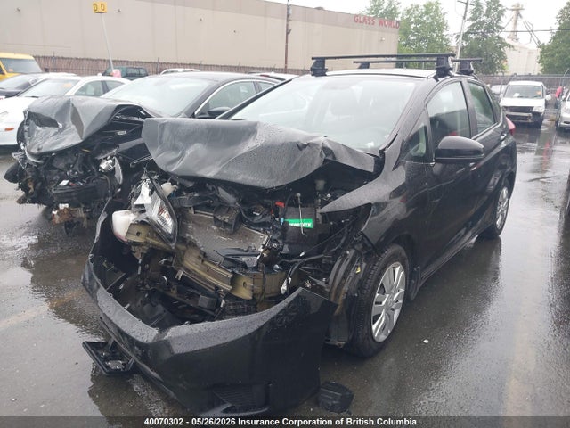40070302 :رقم المزاد ، 3HGGK5G56GM102046 vin ، 2016 Honda Fit Lx مزاد بيع