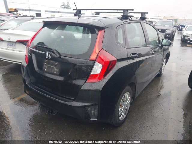 40070302 :رقم المزاد ، 3HGGK5G56GM102046 vin ، 2016 Honda Fit Lx مزاد بيع