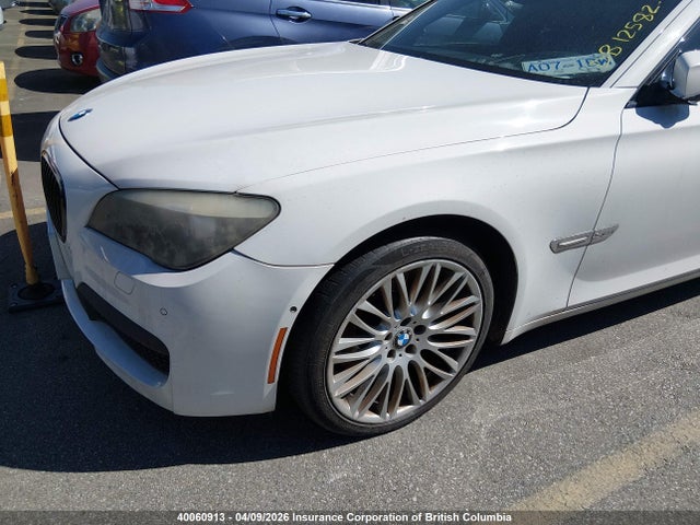 2010 Bmw 750 Li Xdrive მანქანა იყიდება აუქციონზე, vin: WBAKC8C51AC431417, აუქციონის ნომერი: 40060913