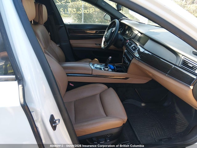2010 Bmw 750 Li Xdrive მანქანა იყიდება აუქციონზე, vin: WBAKC8C51AC431417, აუქციონის ნომერი: 40060913