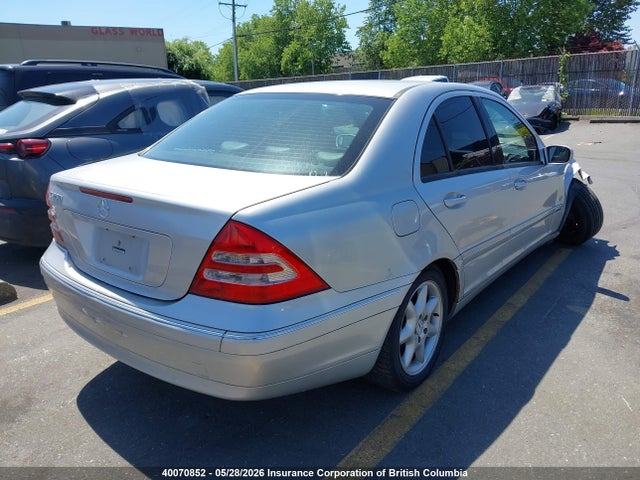 Продажа на аукционе авто 2003 Mercedes-benz C 240, vin: WDBRF61J83F328198, номер лота: 40070852